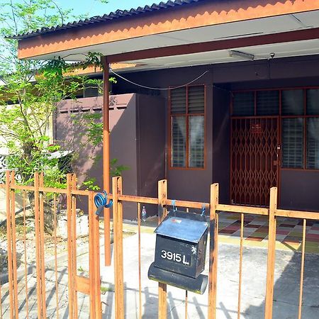 Homestay Kota Bharu, Telipot Exterior photo